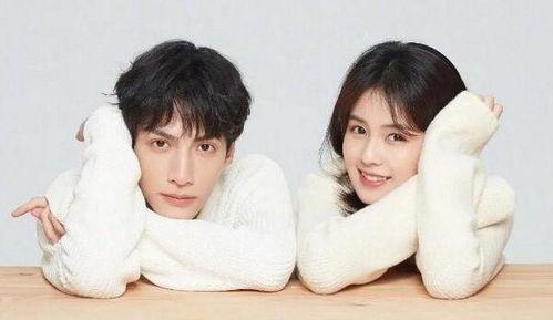 吃饭情侣爆料视频,甜蜜瞬间引发网友热议  第1张